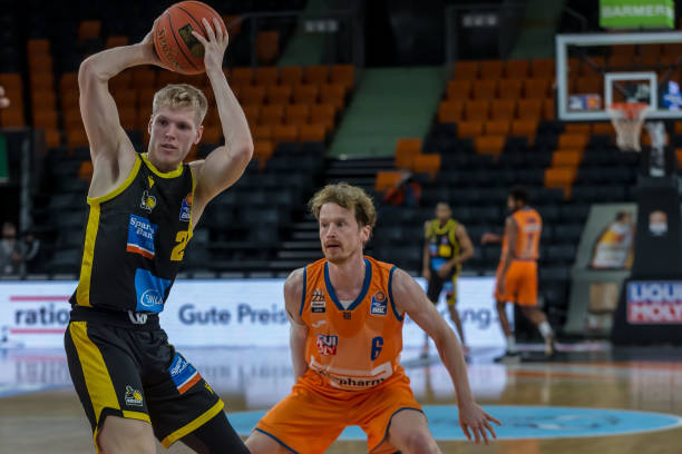 出色的中场 出色的中场